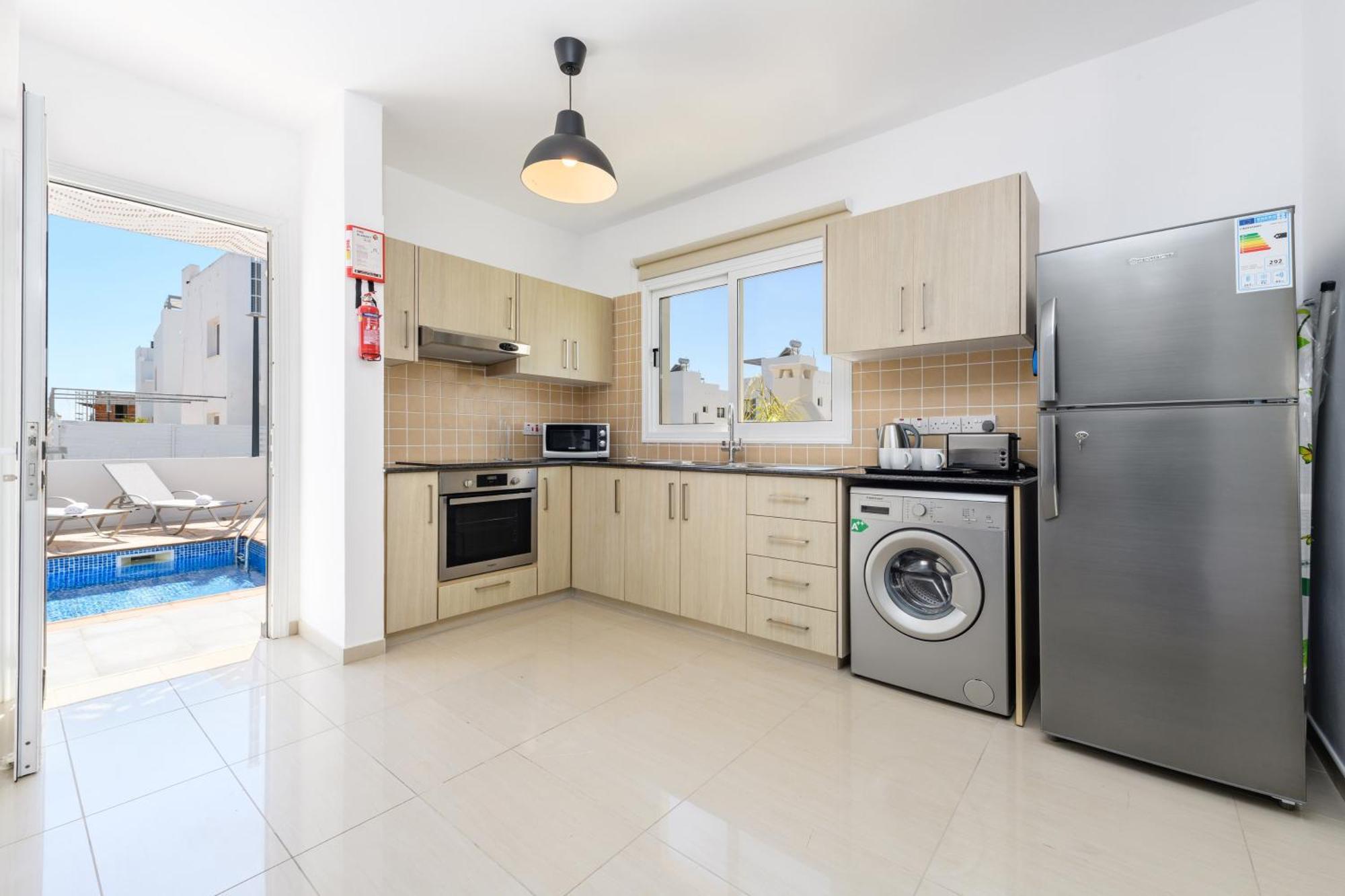 Nissini Villa #4 Aya Napa Dış mekan fotoğraf