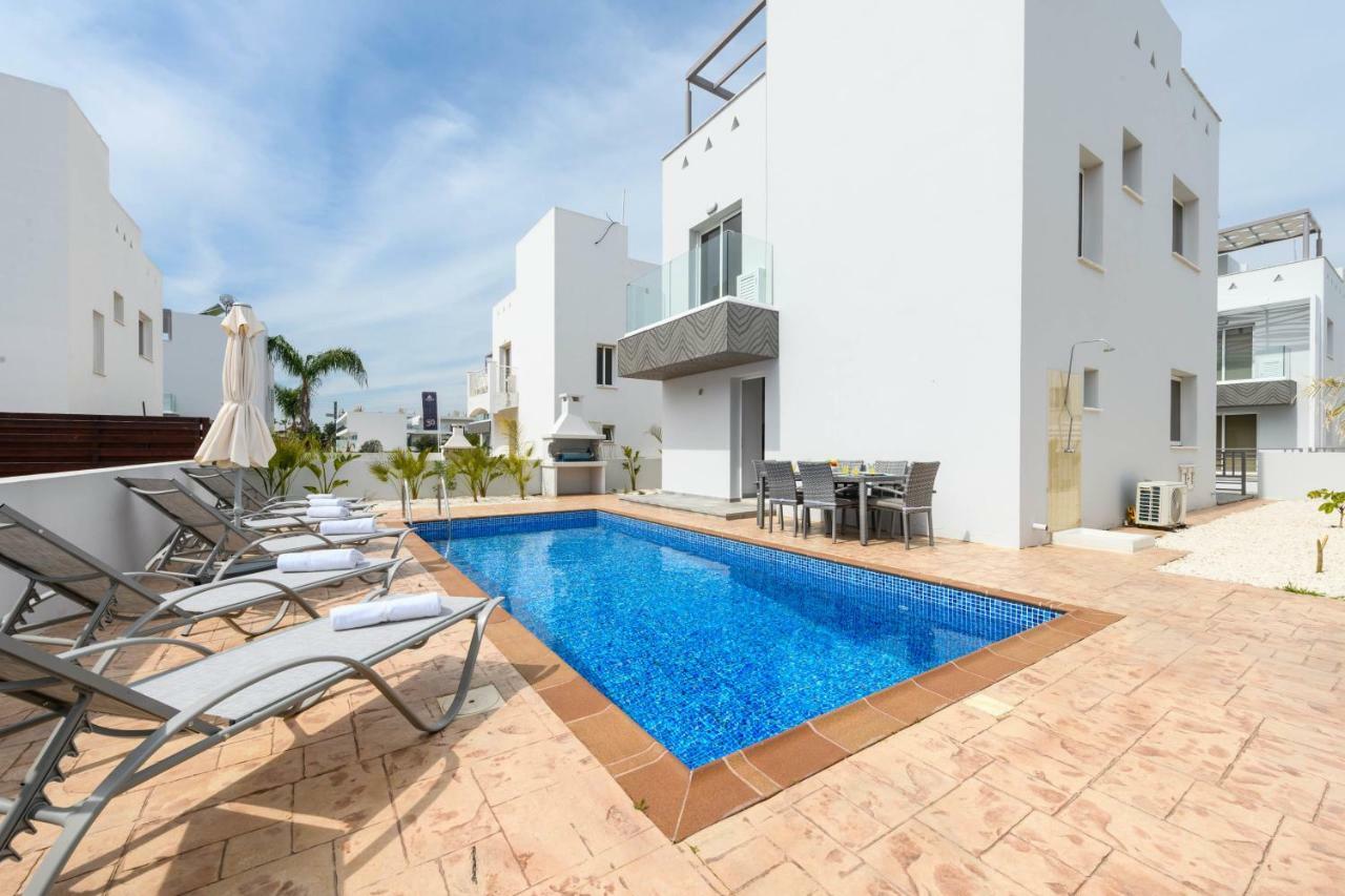 Nissini Villa #4 Aya Napa Dış mekan fotoğraf