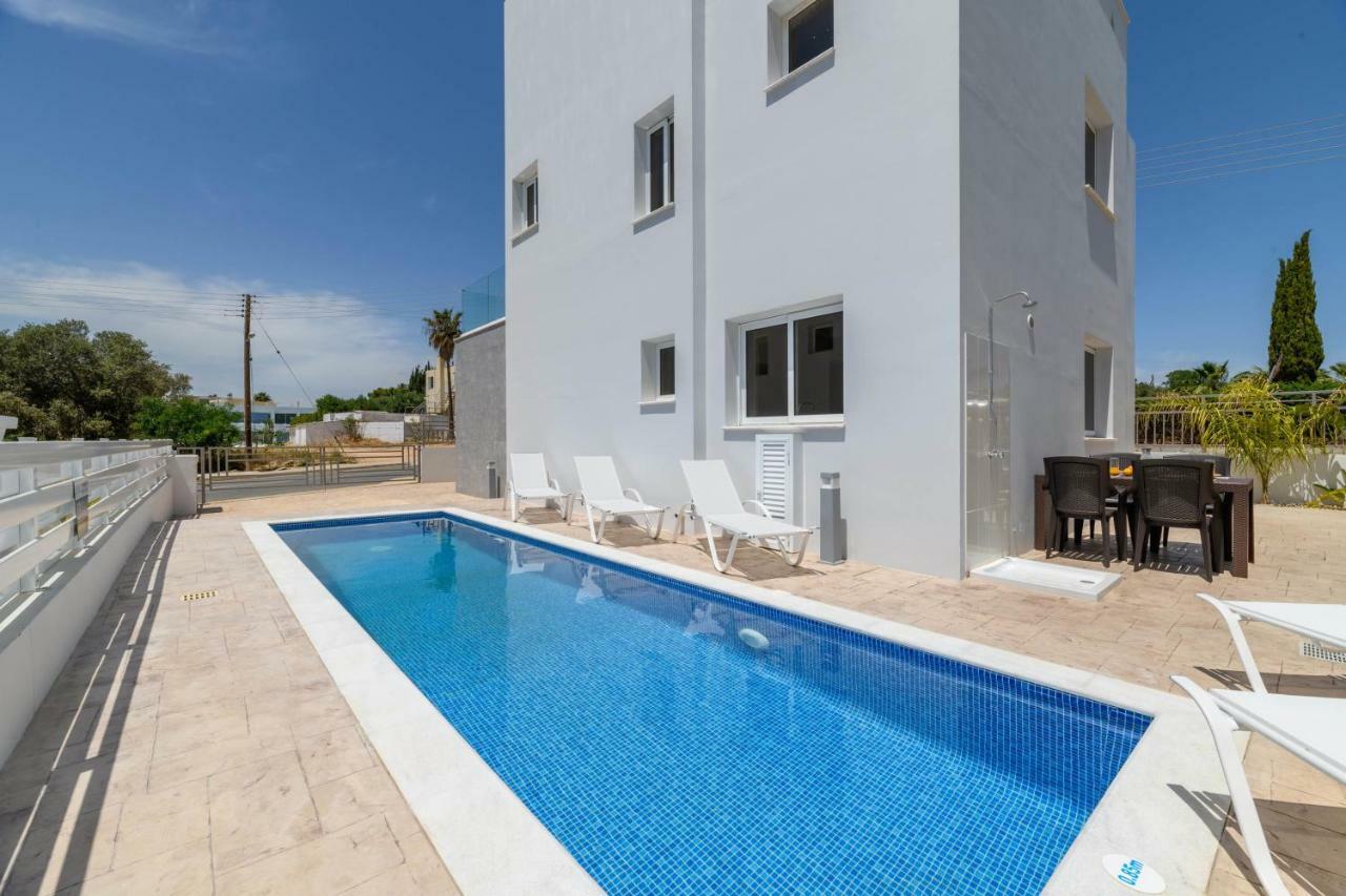 Nissini Villa #4 Aya Napa Dış mekan fotoğraf